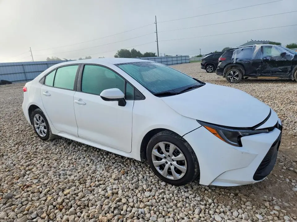 2025 TOYOTA COROLLA   