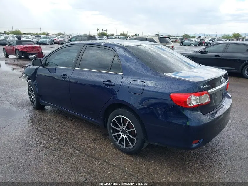 2013 TOYOTA COROLLA LE