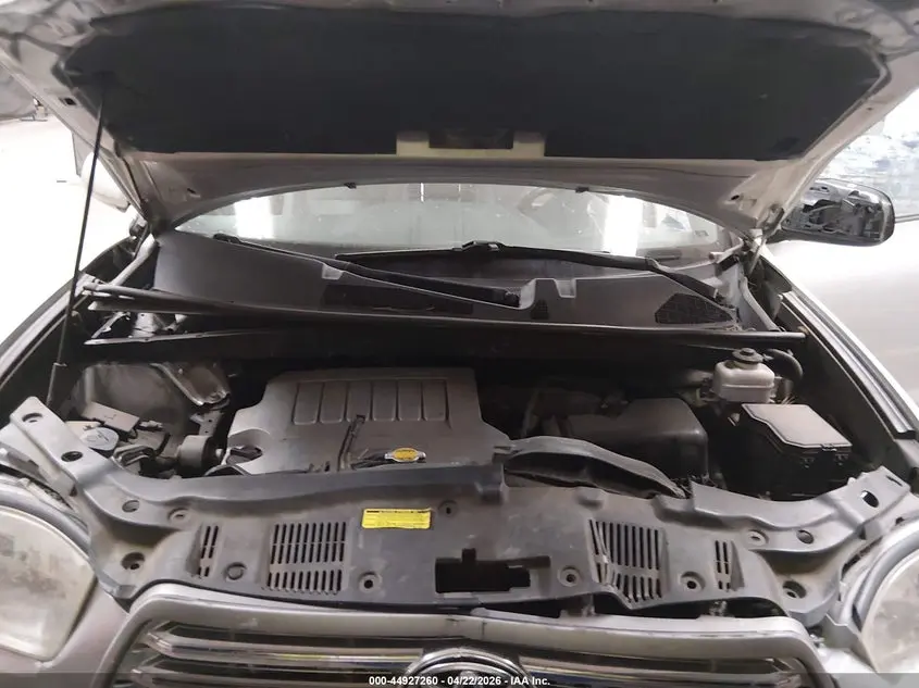 2010 TOYOTA HIGHLANDER SE V6