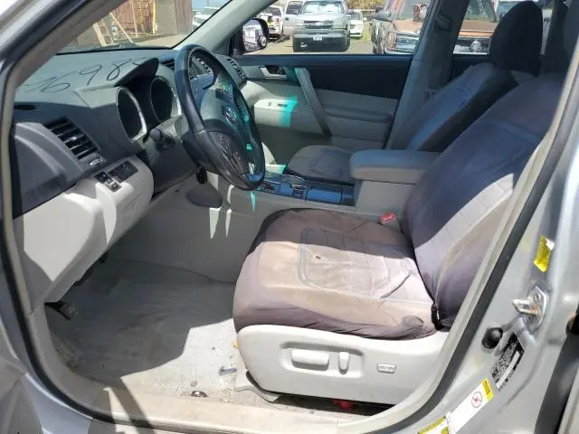 2010 TOYOTA HIGHLANDER SPORT  