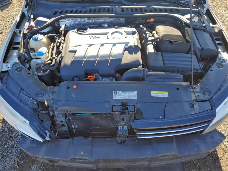 2013 VOLKSWAGEN JETTA TDI  