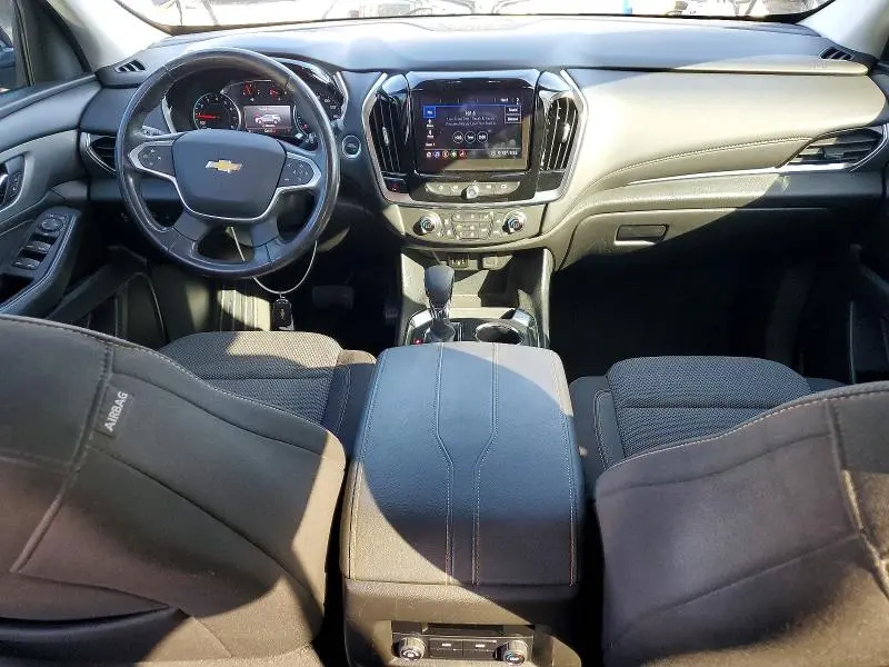 2021 CHEVROLET TRAVERSE LT  