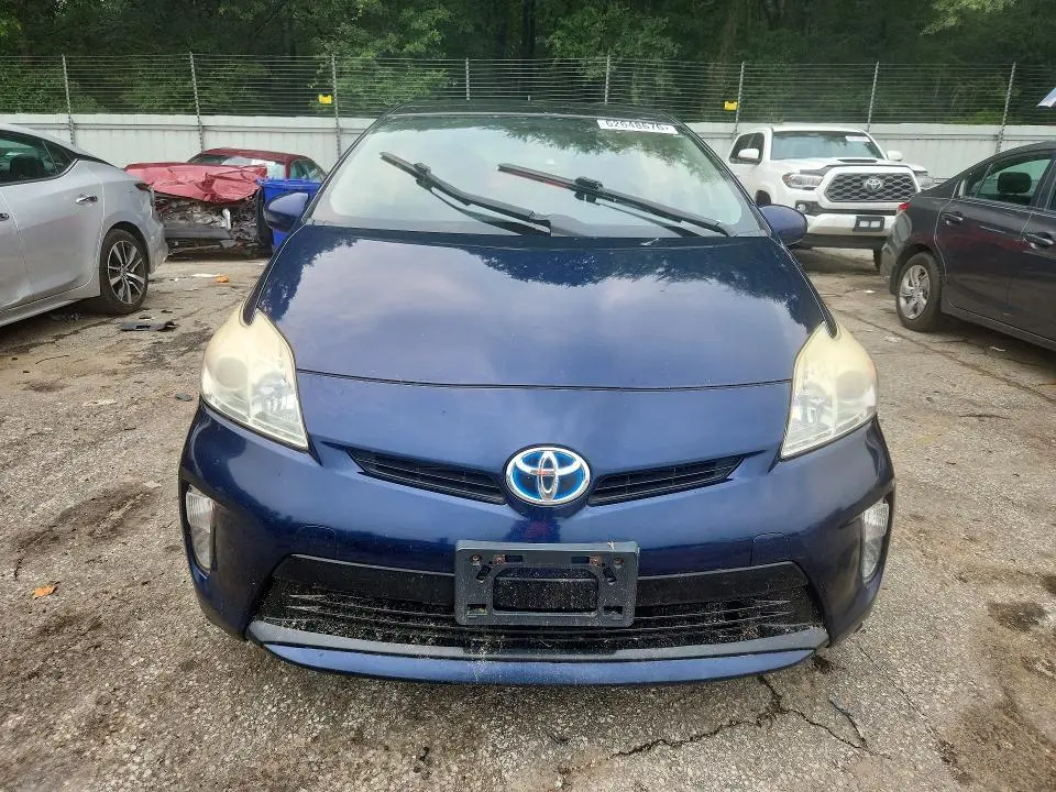 2014 TOYOTA PRIUS THREE  