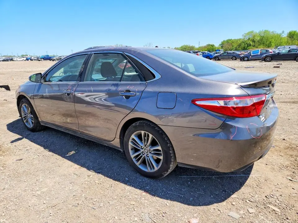 2017 TOYOTA CAMRY SE  