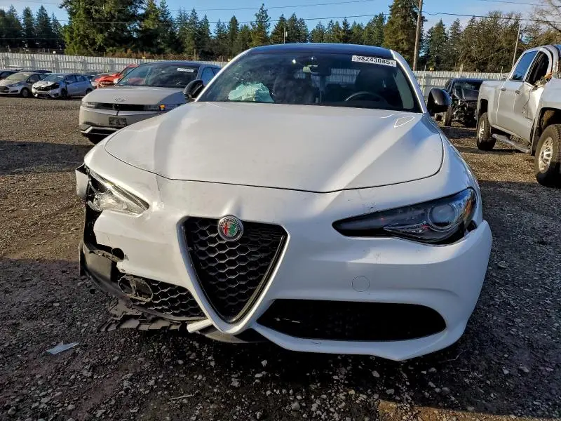 2020 ALFA ROMEO GIULIA   