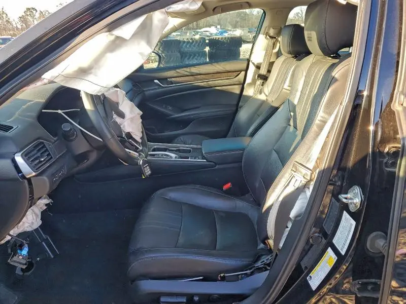 2018 HONDA ACCORD TOURING  