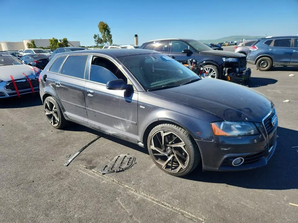 2013 AUDI A3 PREMIUM PLUS  
