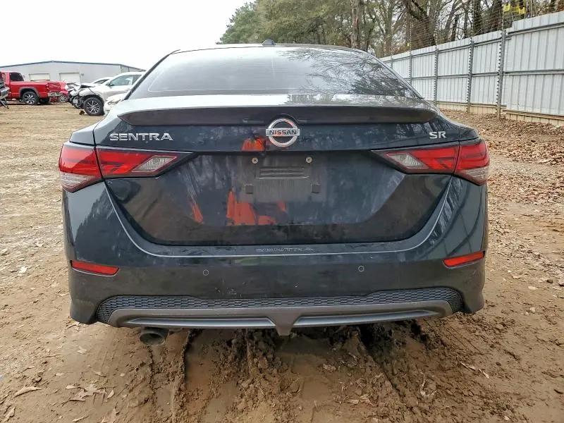 2022 NISSAN SENTRA SR  