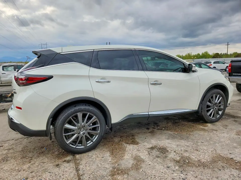 2021 NISSAN MURANO SV  