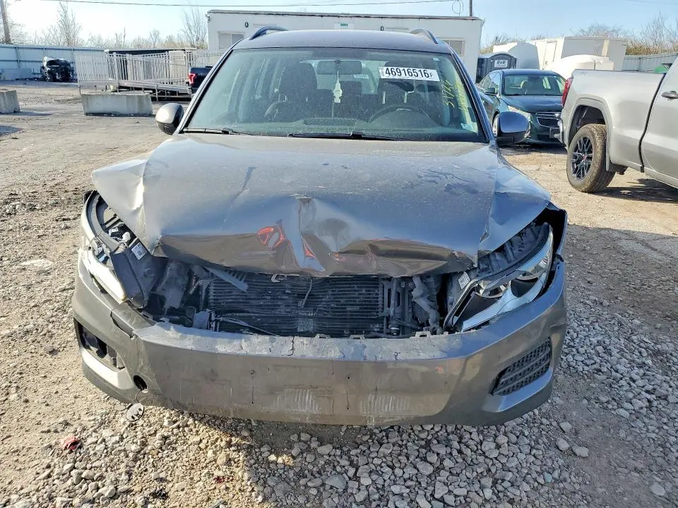 2017 VOLKSWAGEN TIGUAN S  