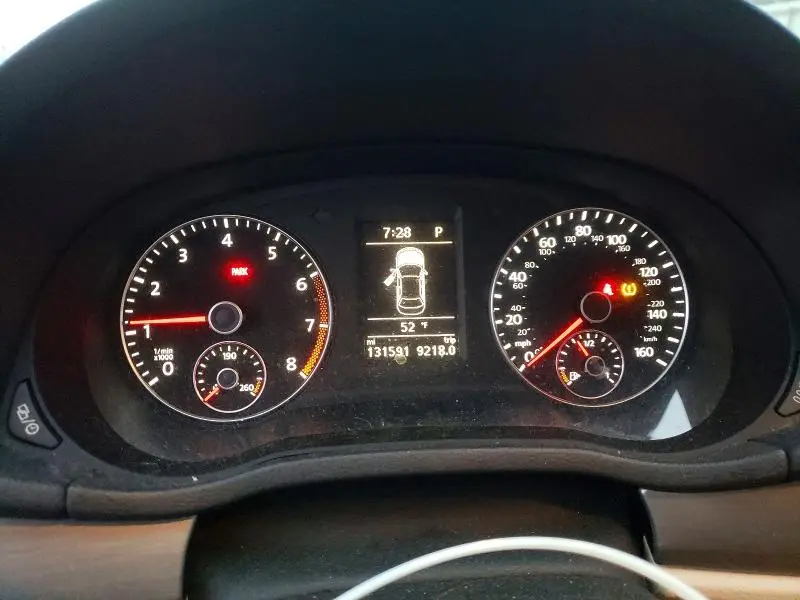 2015 VOLKSWAGEN PASSAT SE  