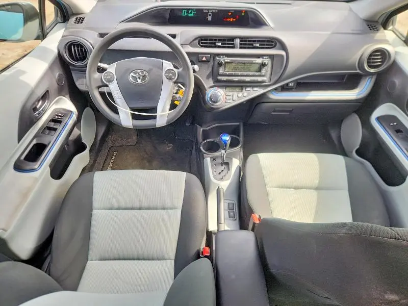 2013 TOYOTA PRIUS C TWO  