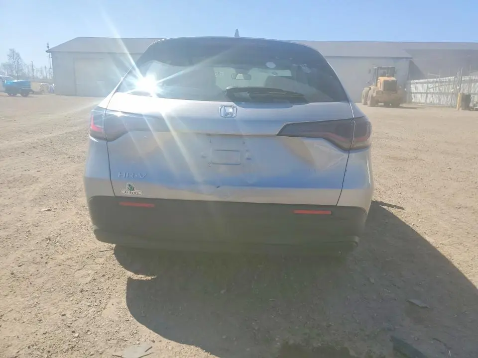 2023 HONDA HR-V LX  