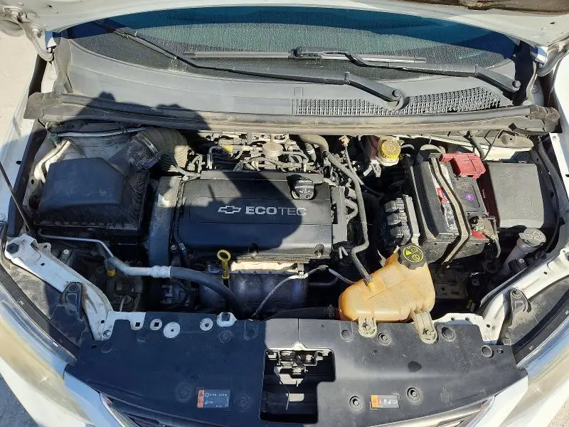 2017 CHEVROLET SONIC LT  