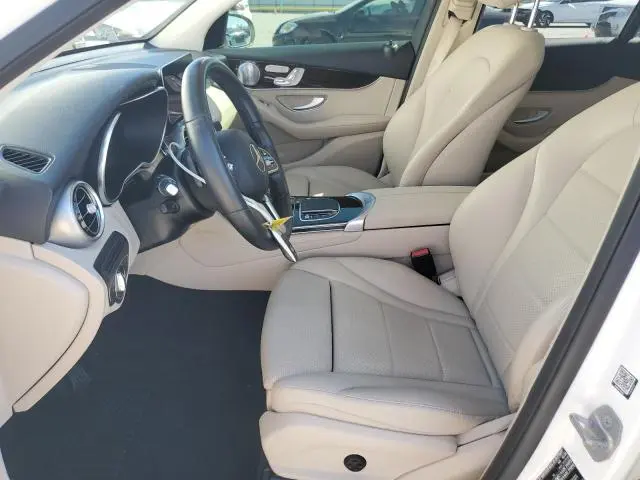 2021 MERCEDES-BENZ GLC 300