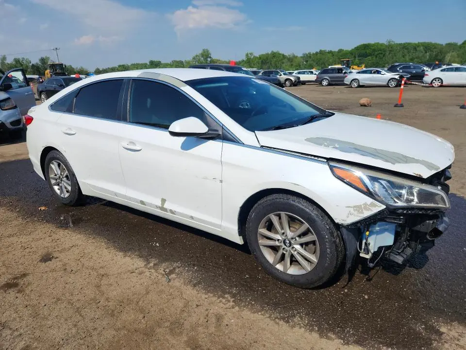 2017 HYUNDAI SONATA SE  