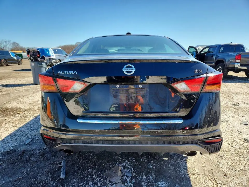 2021 NISSAN ALTIMA 2.5 SR  