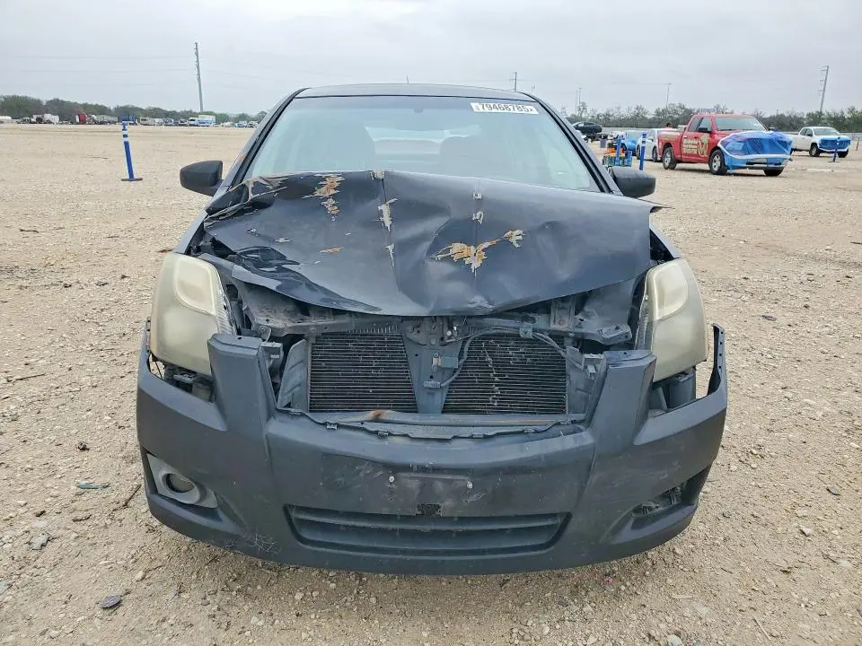 2010 NISSAN SENTRA 2.0  