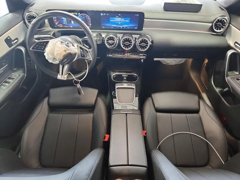 2025 MERCEDES-BENZ CLA 250 4MATIC  