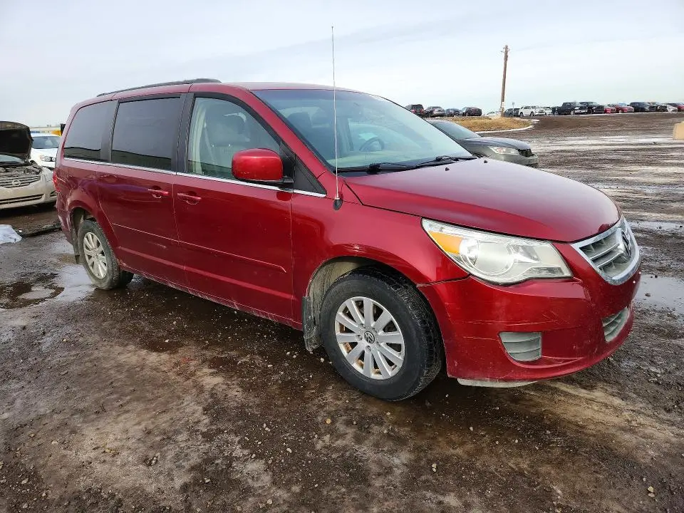 2011 VOLKSWAGEN ROUTAN SE  