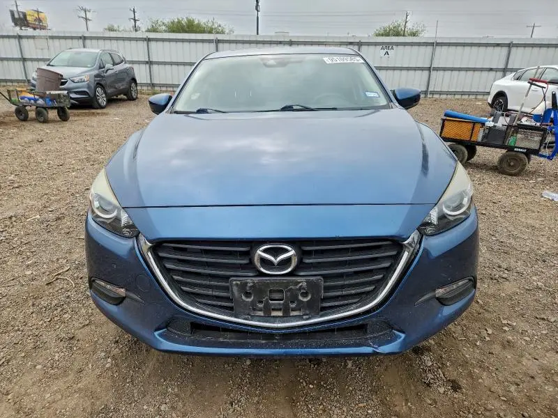 2018 MAZDA 3 TOURING  
