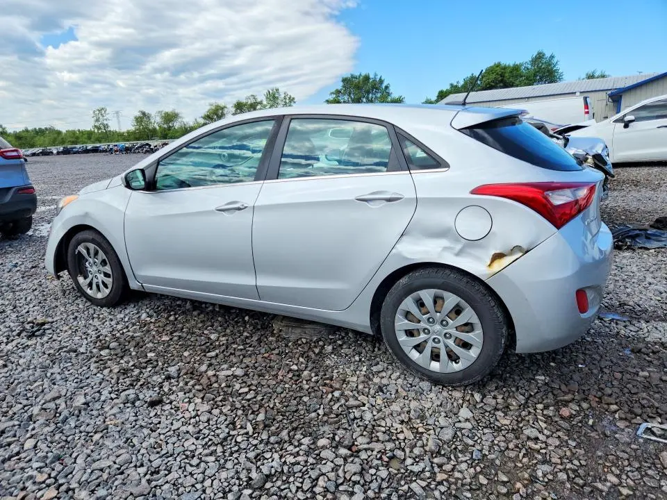 2017 HYUNDAI ELANTRA GT BASE  