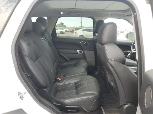 2016 LAND ROVER RANGE ROVER SPORT SE  