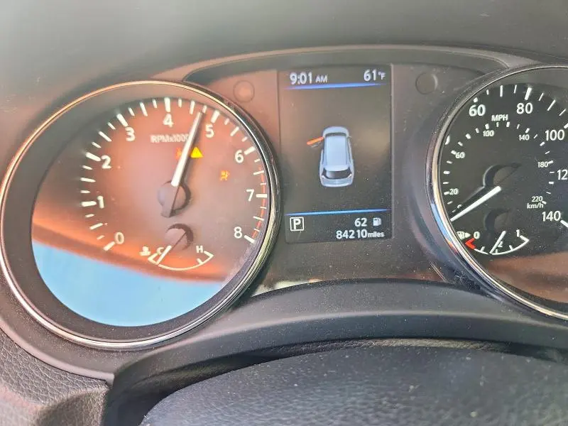 2018 NISSAN ROGUE S  