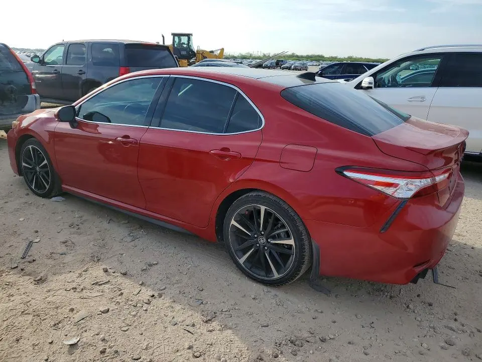 2020 TOYOTA CAMRY XSE  