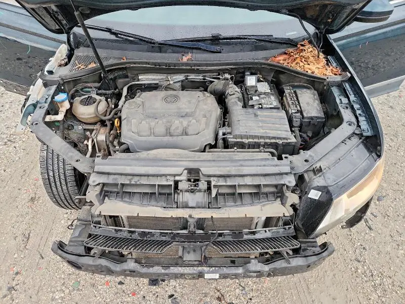 2018 VOLKSWAGEN TIGUAN SE  