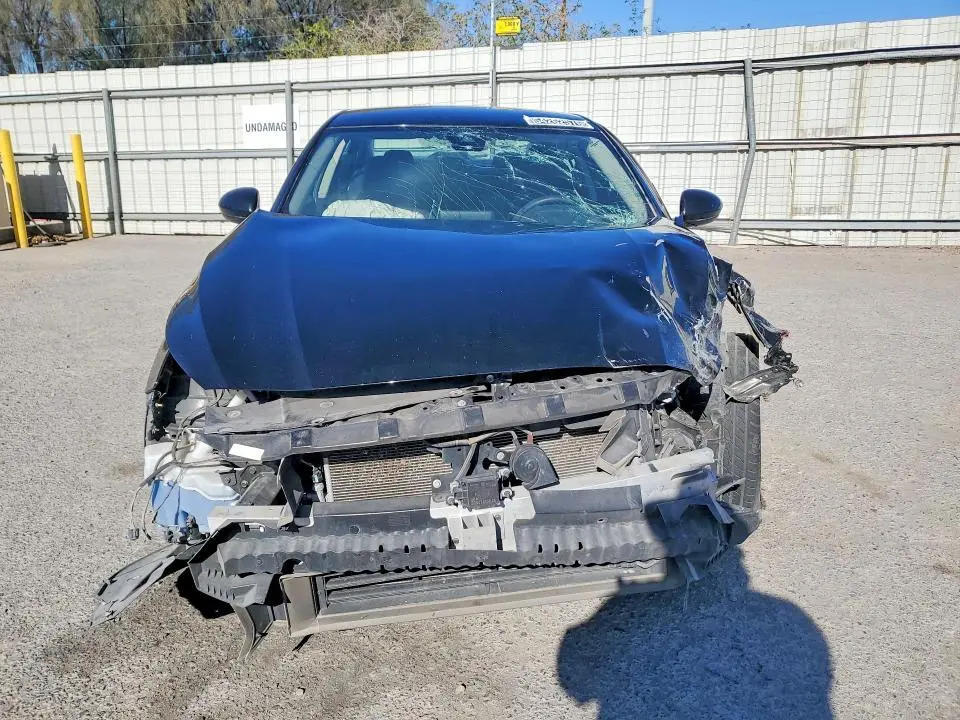 2022 NISSAN ALTIMA SV  