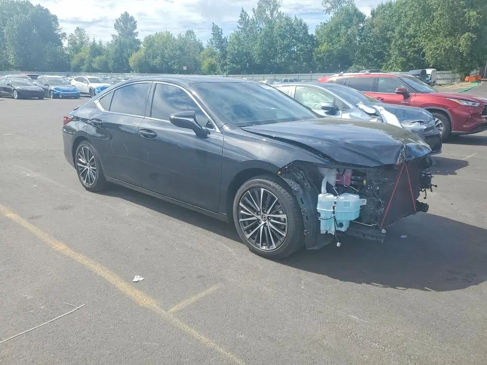 2025 LEXUS ES 300H BASE  
