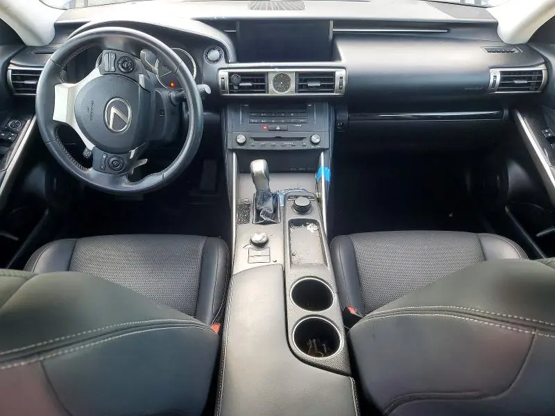 2016 LEXUS IS 200T  