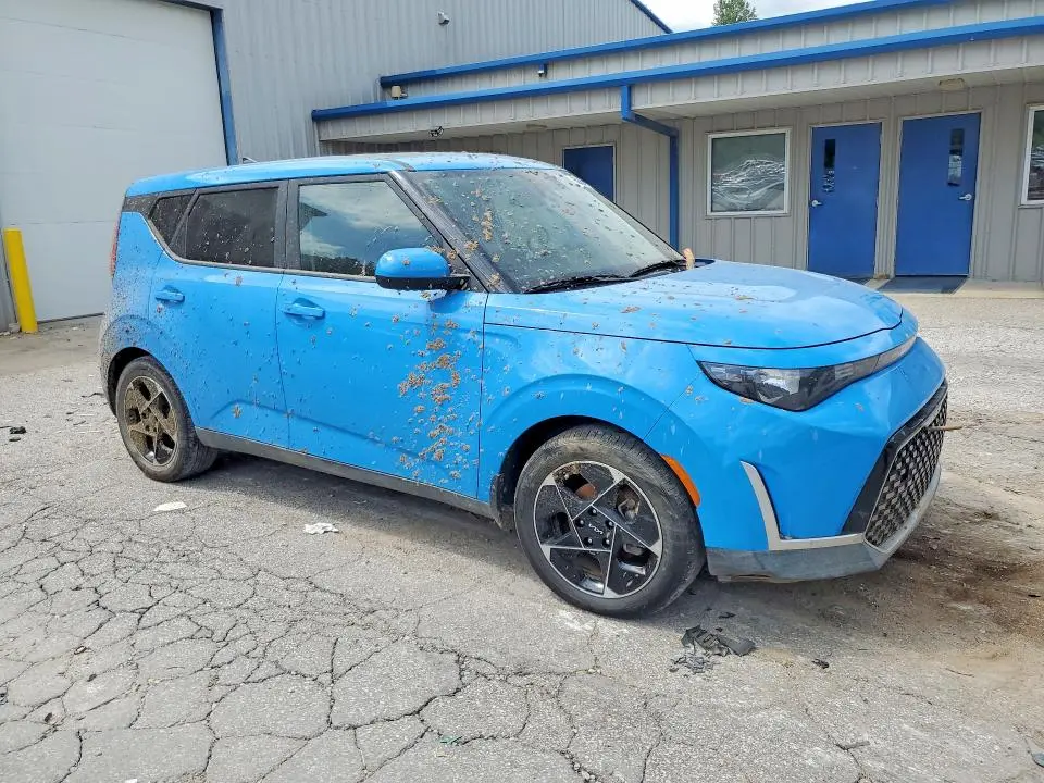 2025 KIA SOUL EX  