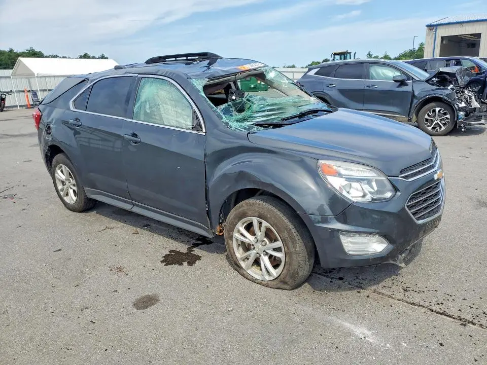 2017 CHEVROLET EQUINOX LT  