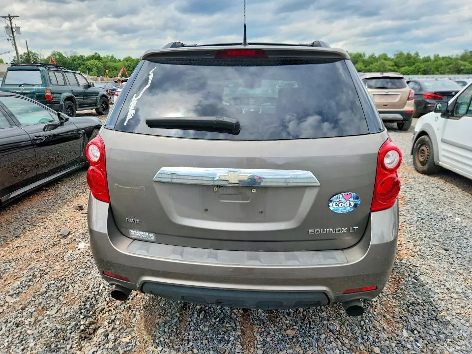 2011 CHEVROLET EQUINOX LT  