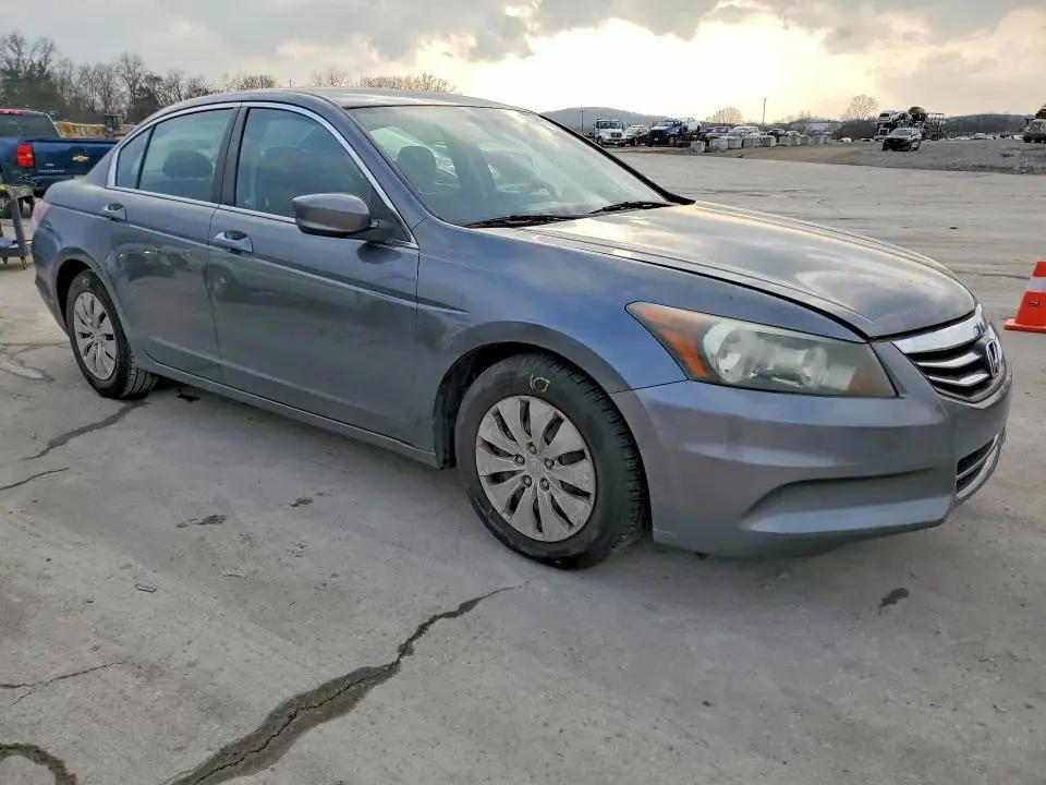 2011 HONDA ACCORD LX  