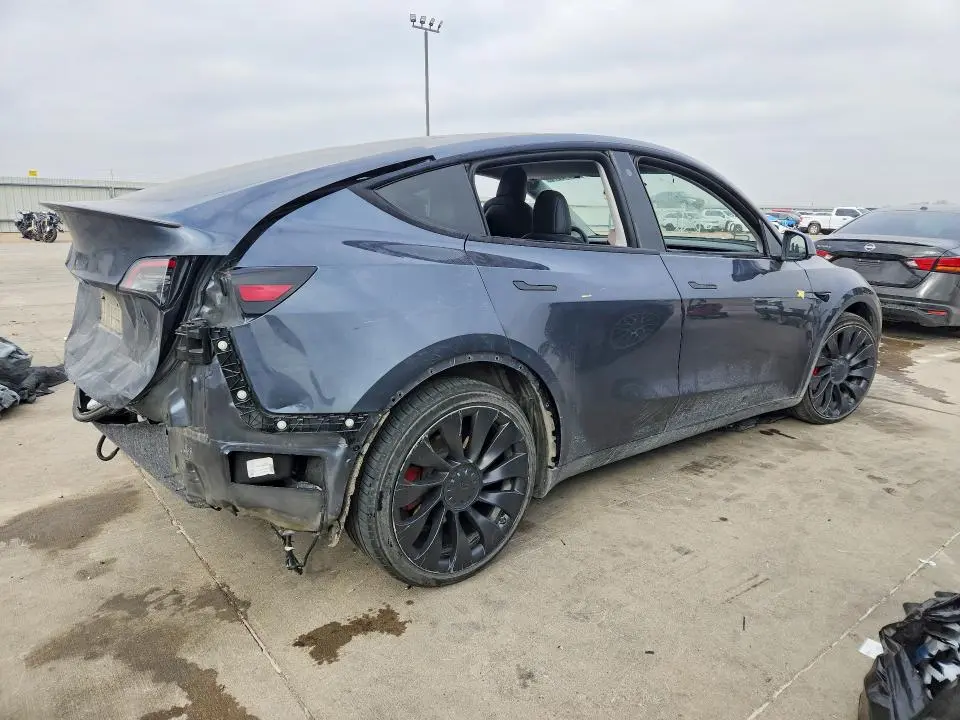 2022 TESLA MODEL Y   
