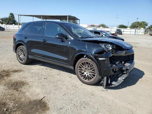 2017 PORSCHE CAYENNE   