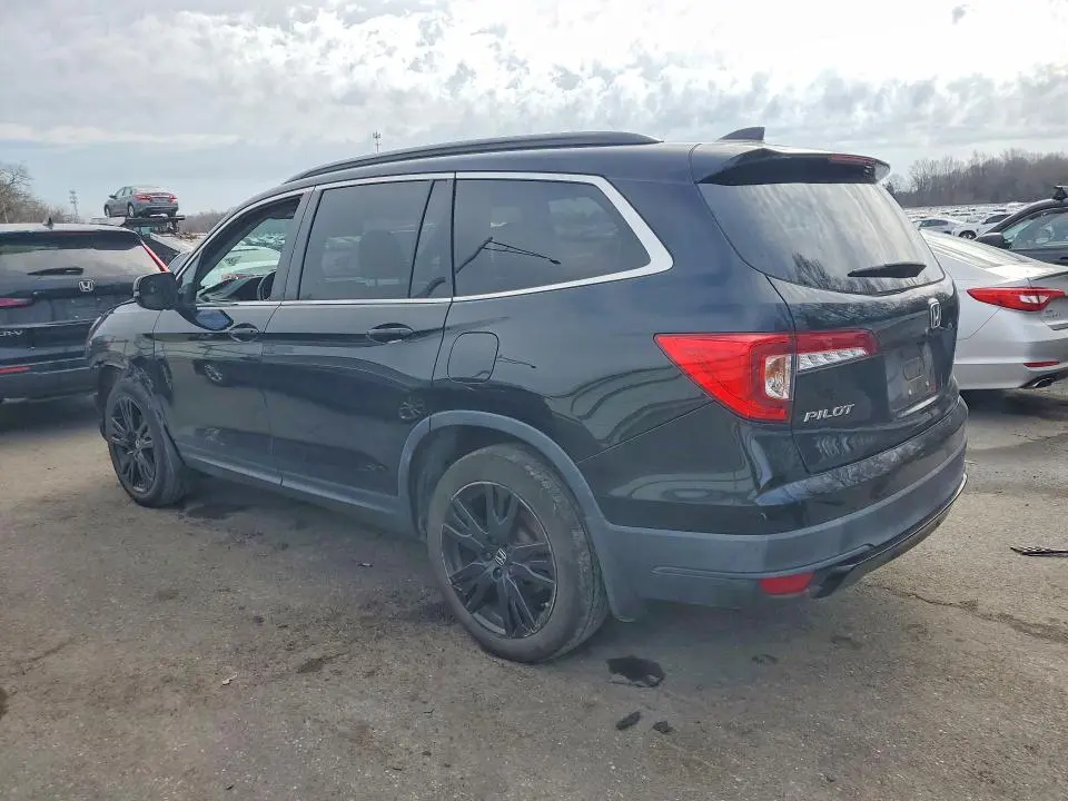 2021 HONDA PILOT SE  