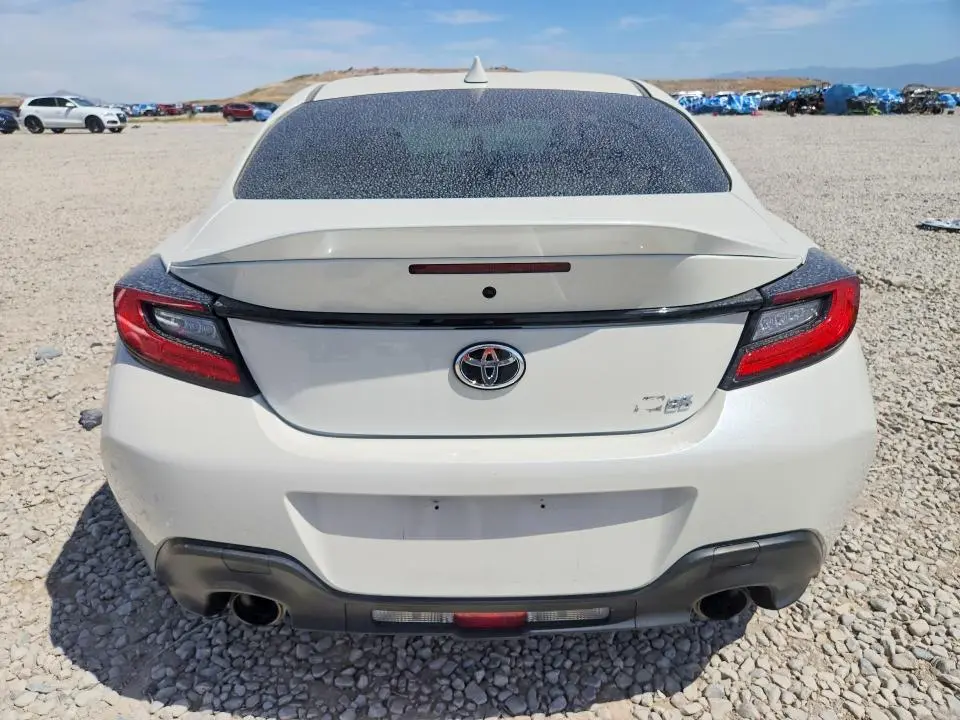 2024 TOYOTA GR 86 PREMIUM  