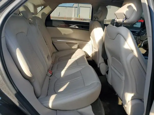 2016 LINCOLN MKZ   
