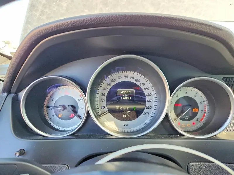 2013 MERCEDES-BENZ C 250  