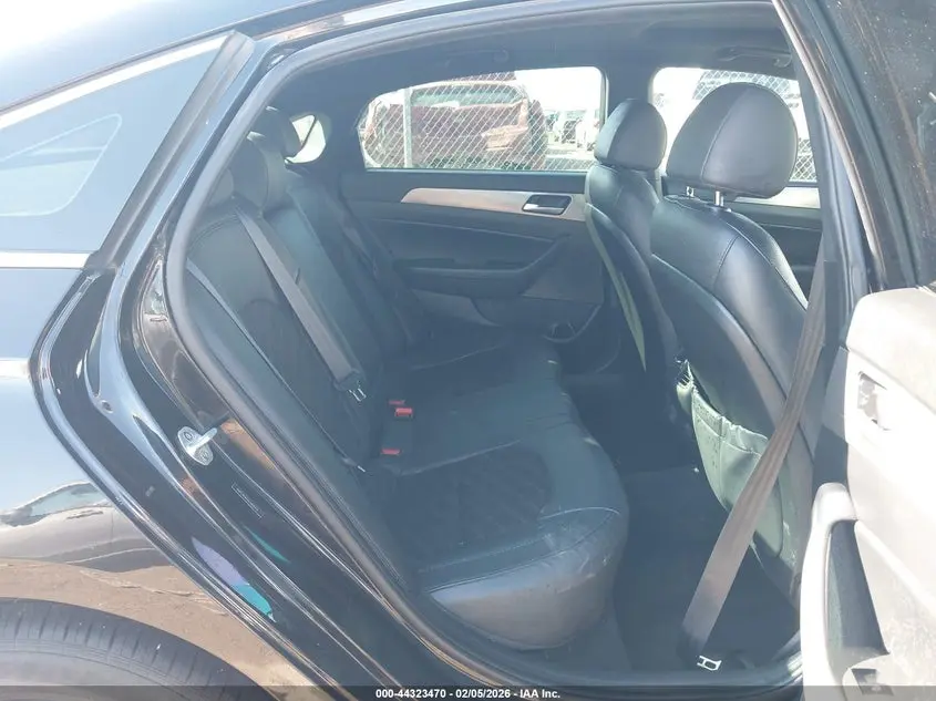 2019 HYUNDAI SONATA SPORT