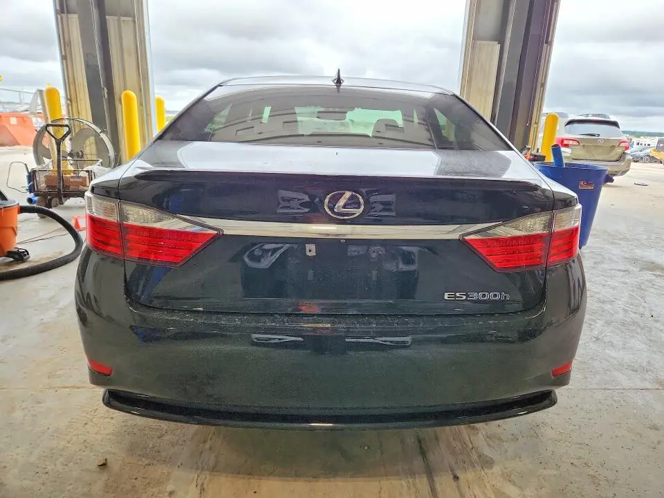2015 LEXUS ES 300H  