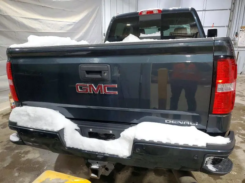 2017 GMC SIERRA K2500 DENALI  