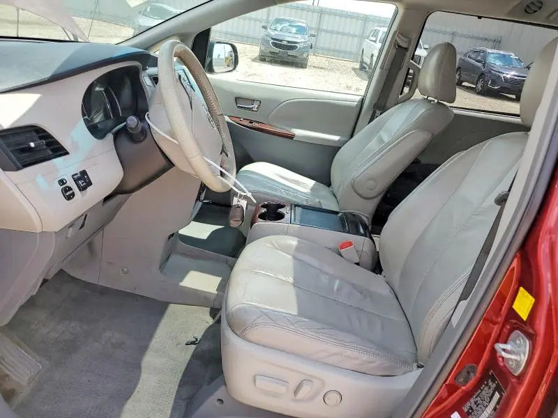 2011 TOYOTA SIENNA XLE 8-PASSENGER  