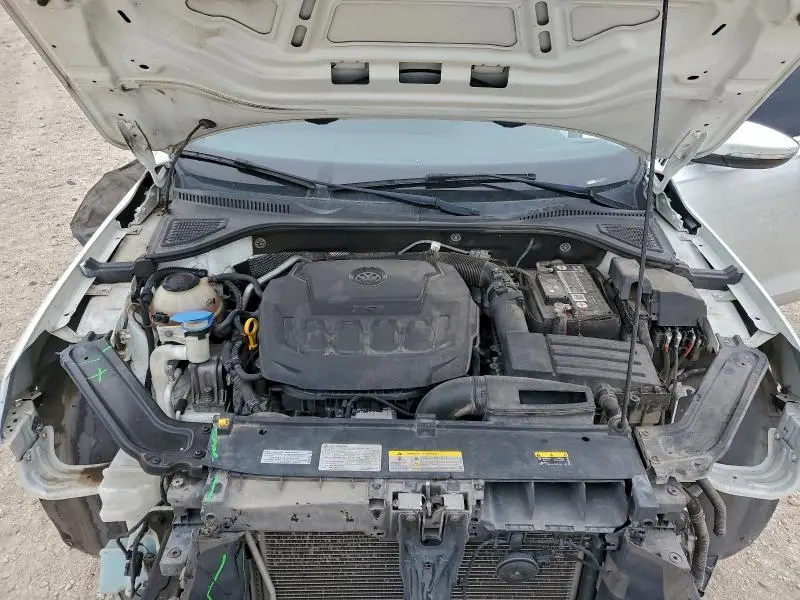 2021 VOLKSWAGEN PASSAT SE  