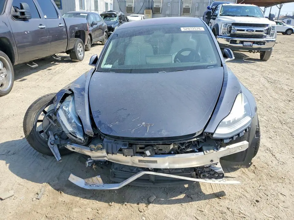2018 TESLA MODEL 3   