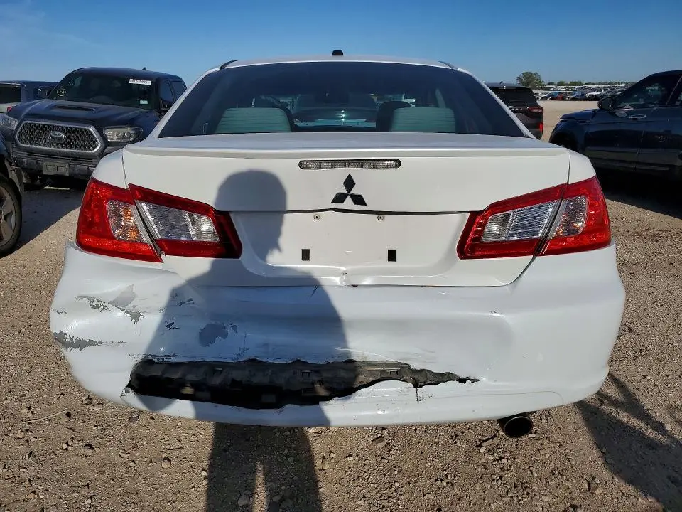 2012 MITSUBISHI GALANT ES  